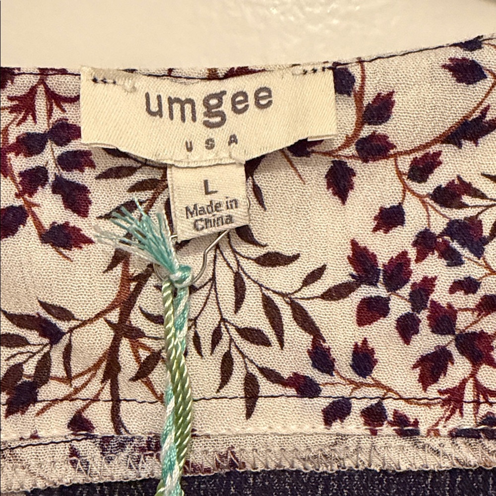 Umgee Floral Patterned Top - Picture 2 of 5